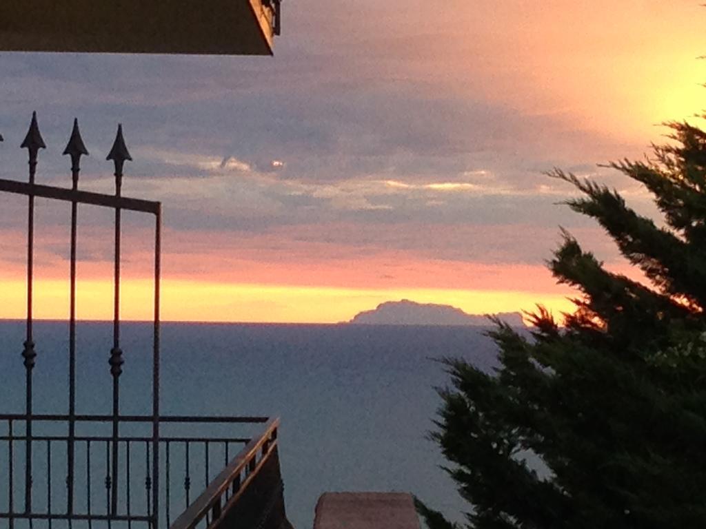 Villa Malandrino Guest House Agropoli Exterior photo